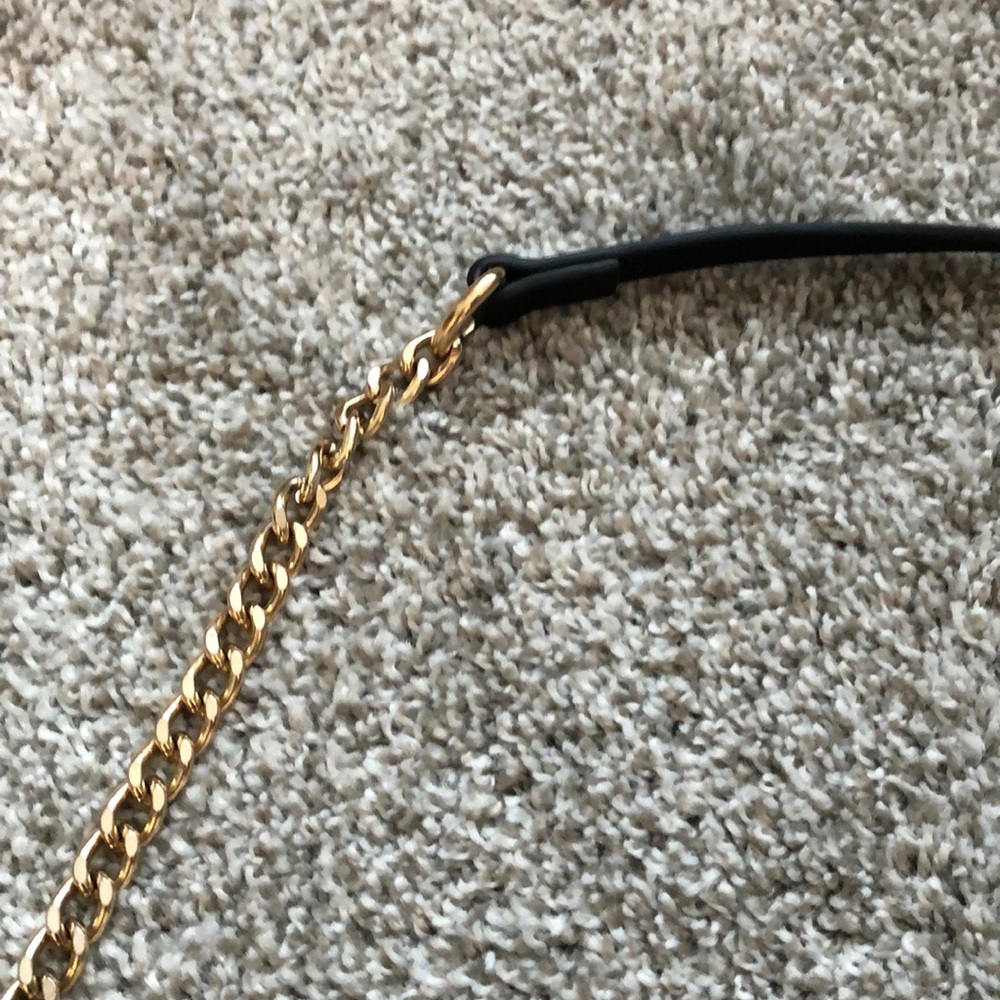 *SOLD* Forever 21 Black & Gold Crossbody Purse - Picture 2 of 9